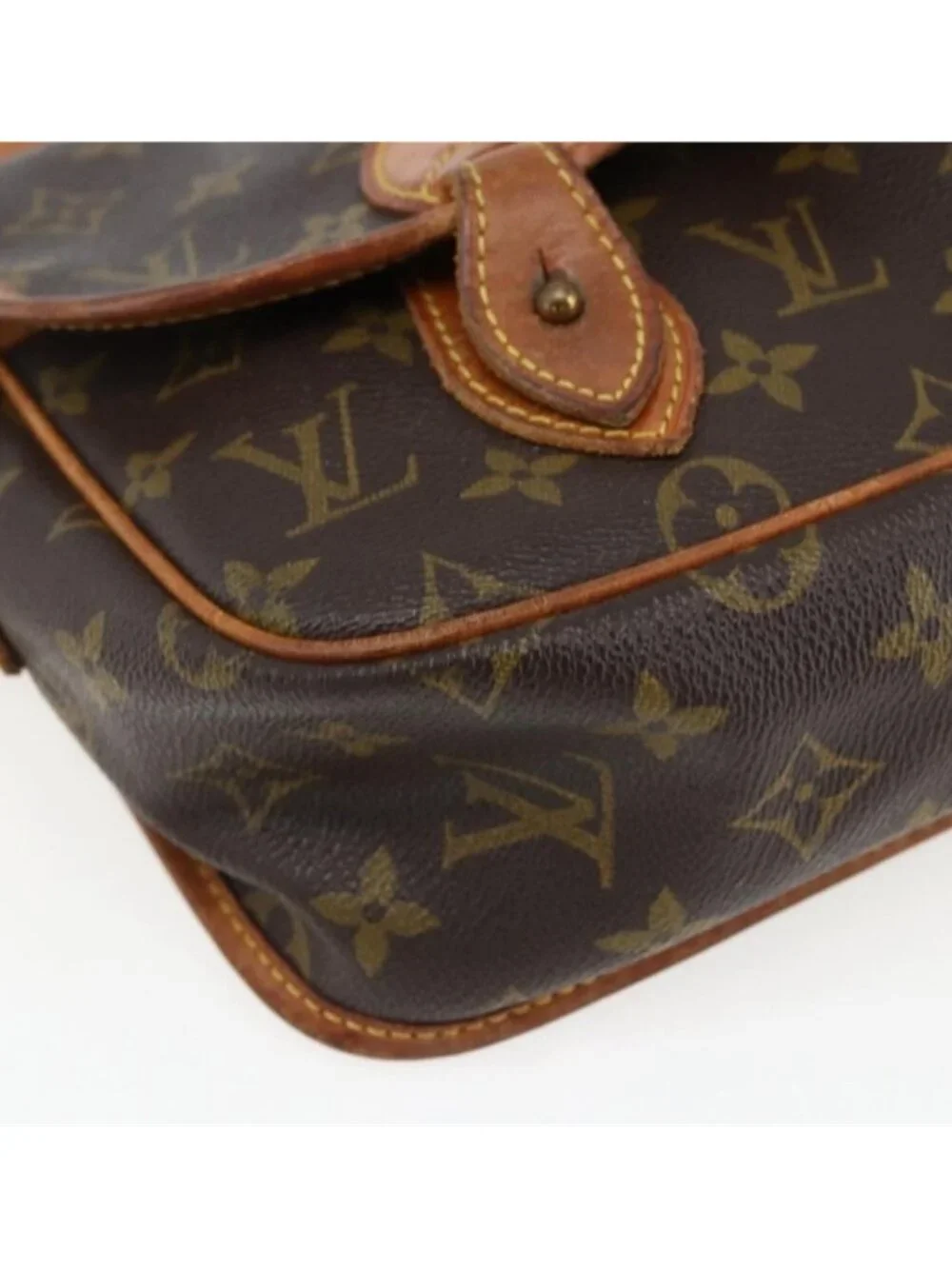 Authentic LOUIS VUITTON Monogram Gibeciere MM Shoulder Bag M42247 LV